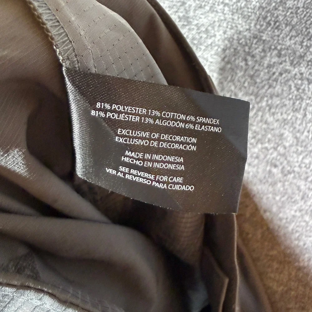 Banana Republic Shorts Size 40 Mens Gray Comfort Flat Front Stretch Wicking